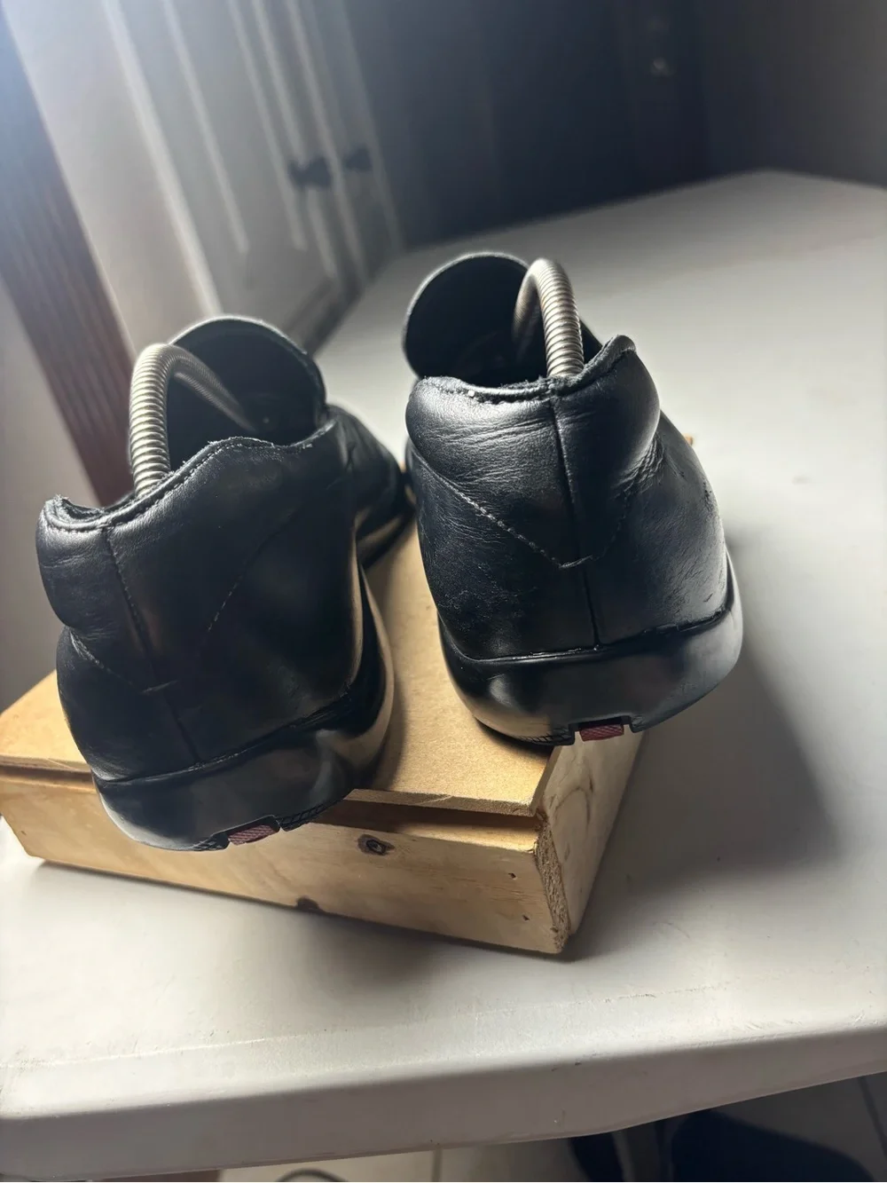 Prada Loafers Mens 7.5 UK / 8.5 Black Leather Triangle Logo Italy Preppy glued